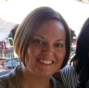 Meet your Posher, Stacie